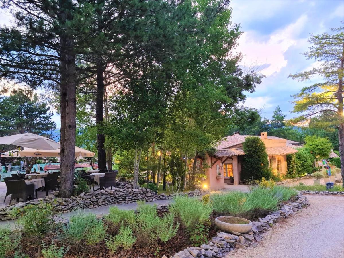 Domaine Du Val De Sault Hotel ภายนอก รูปภาพ