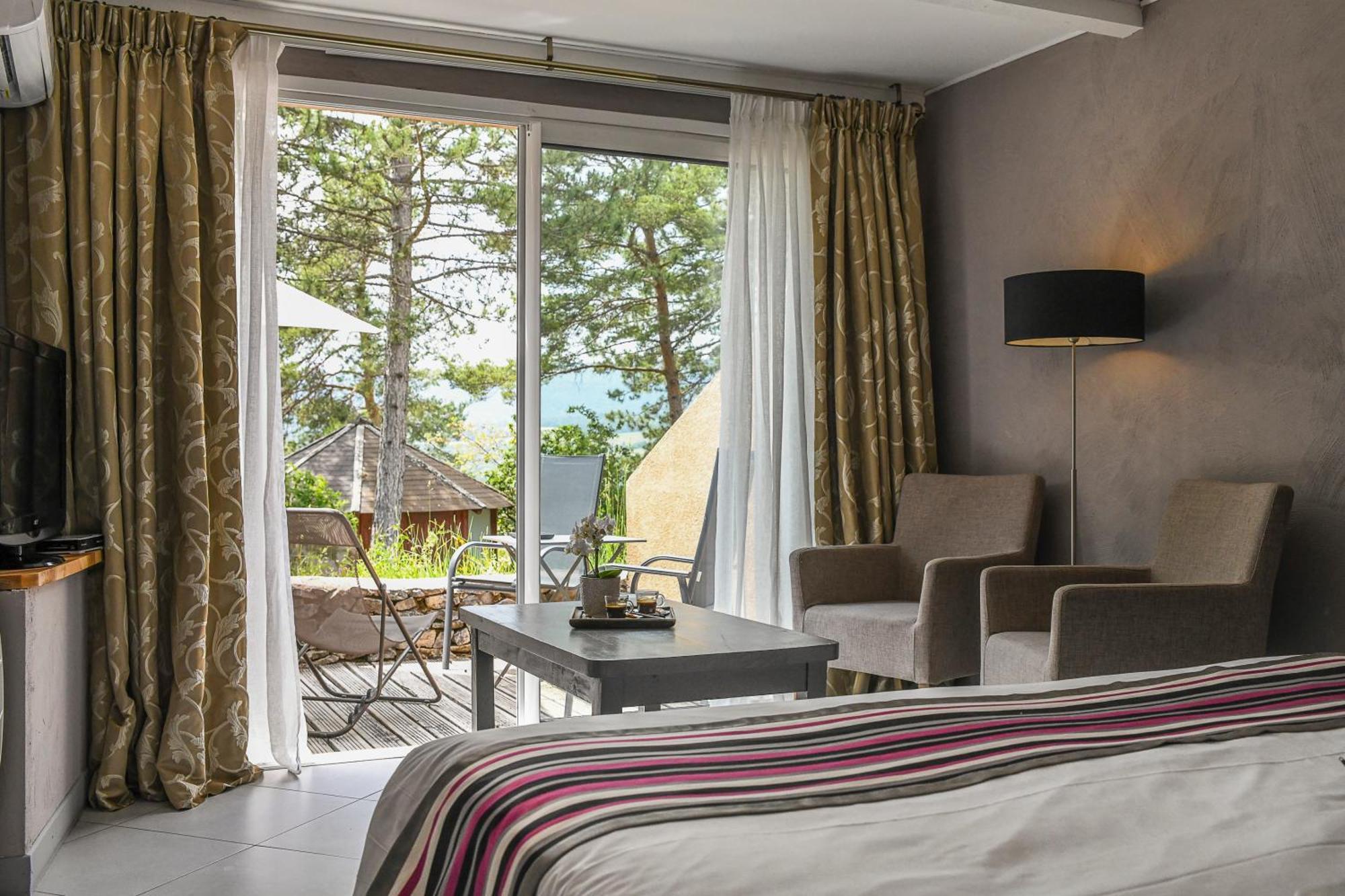 Domaine Du Val De Sault Hotel ภายนอก รูปภาพ