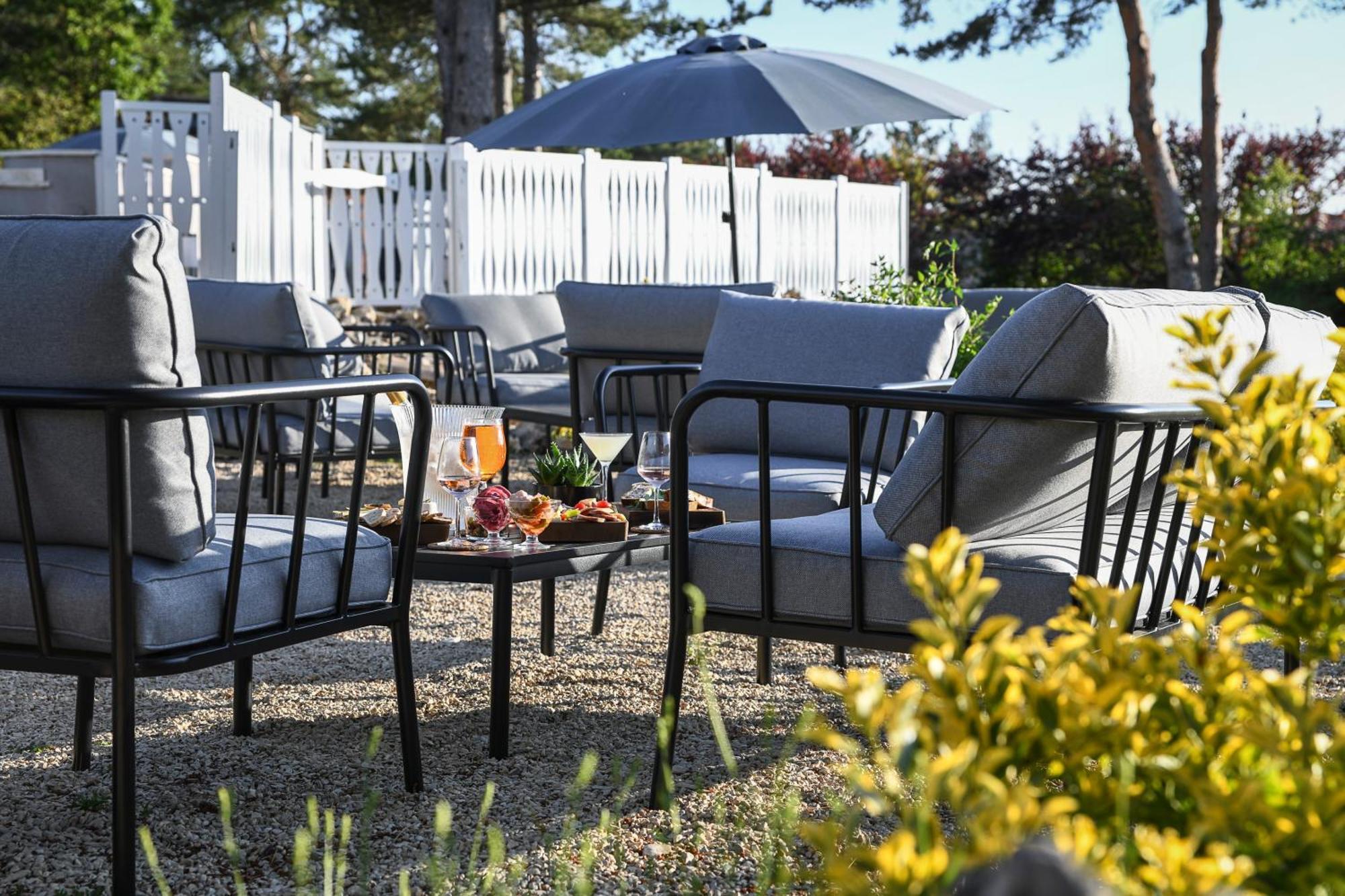 Domaine Du Val De Sault Hotel ภายนอก รูปภาพ
