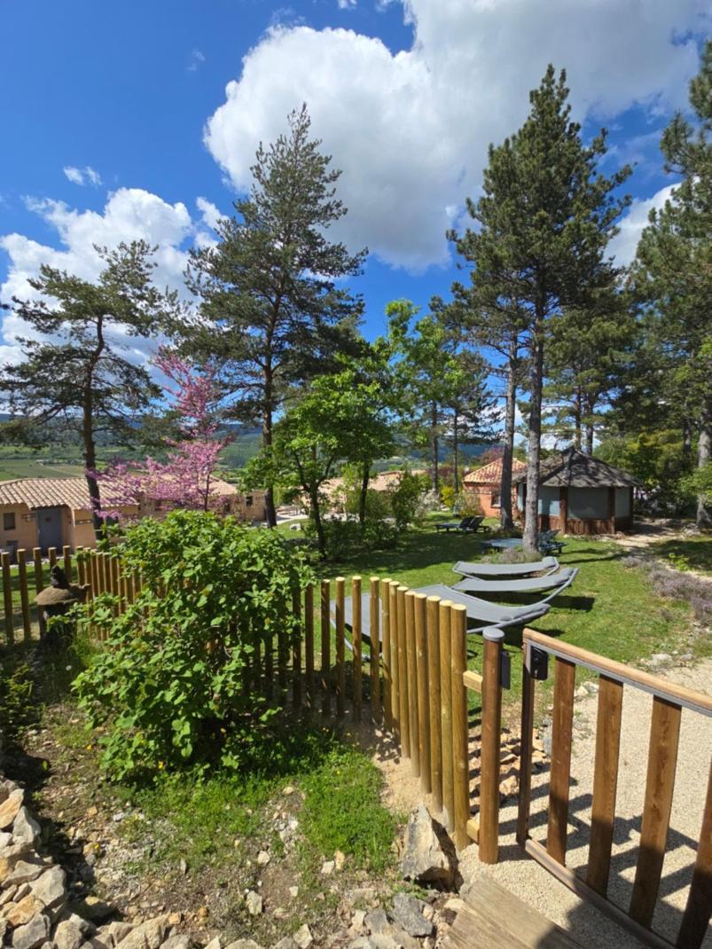 Domaine Du Val De Sault Hotel ภายนอก รูปภาพ